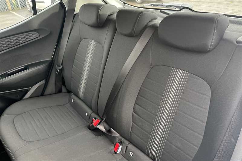 Used Hyundai i10 2024 for sale - 76930150: Photo 24