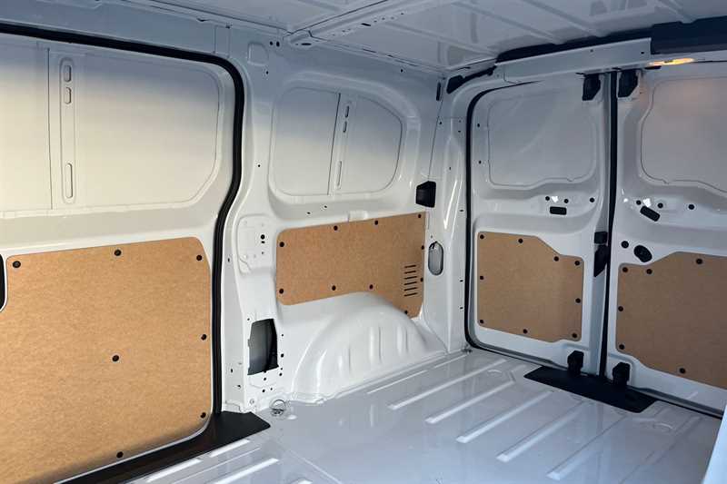 Used Vauxhall Vivaro 2024 for sale - 77349244: Photo 24