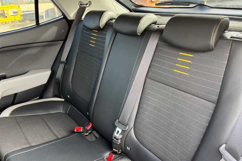 Used Kia Stonic 2023 for sale - 76930041: Photo 24