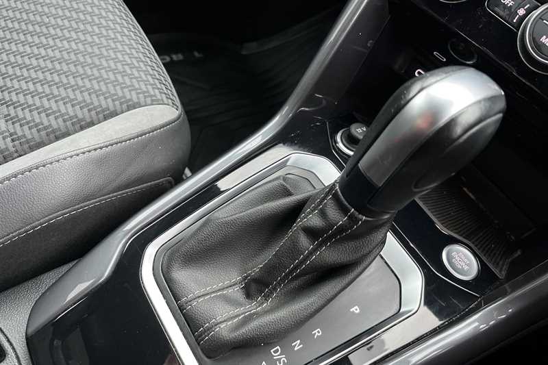 Used Volkswagen T-Roc 2020 for sale - 77944979: Photo 15