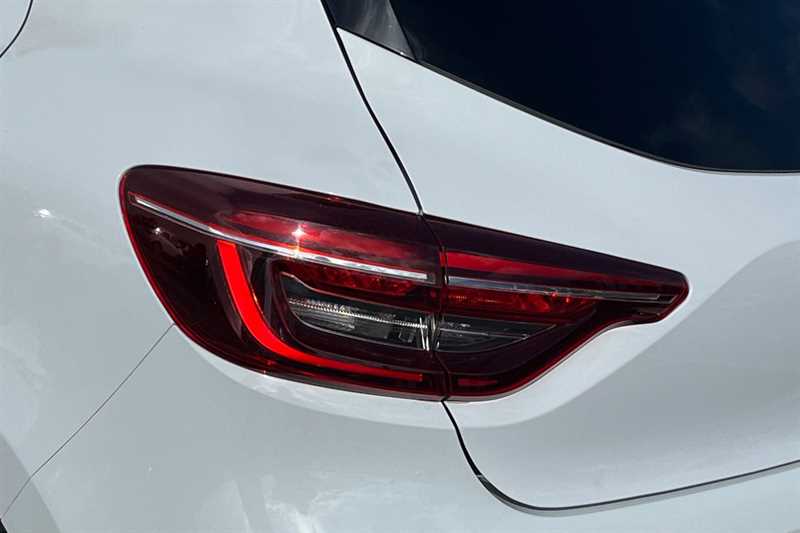 Used Renault Clio 2021 for sale - 78208570: Photo 31