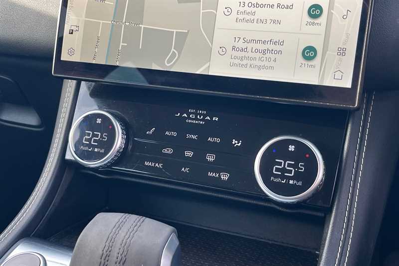 Used Jaguar F-Pace 2021 for sale - 76857553: Photo 15