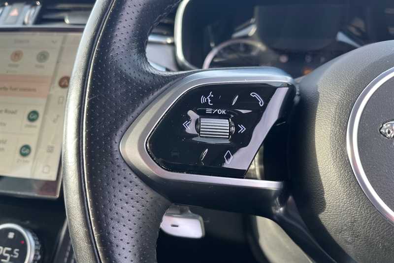 Used Jaguar F-Pace 2021 for sale - 76857553: Photo 21