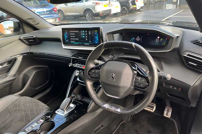 Used Peugeot 2008 2022 for sale - 78138889: Photo 13