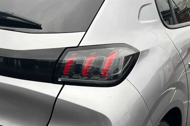 Used Peugeot 208 2022 for sale - 77335460: Photo 32