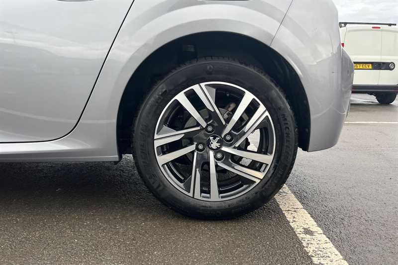 Used Peugeot 208 2022 for sale - 77335460: Photo 9