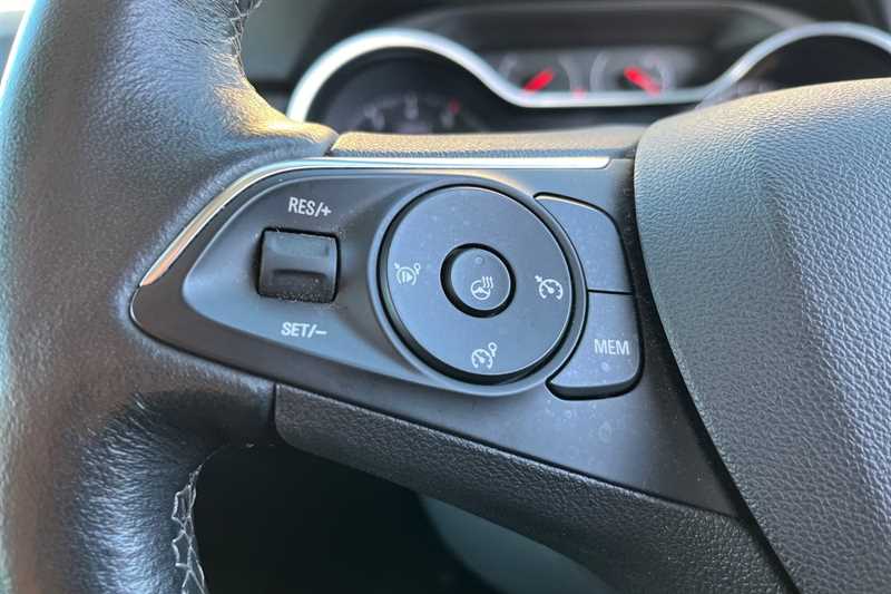 Used Vauxhall Crossland 2022 for sale - 76956154: Photo 21