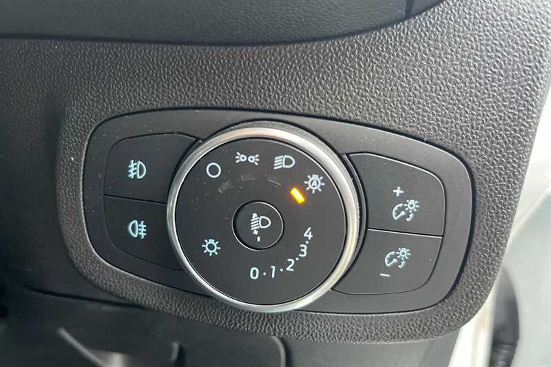 Used Ford Fiesta 2019 for sale - 77445302: Photo 39