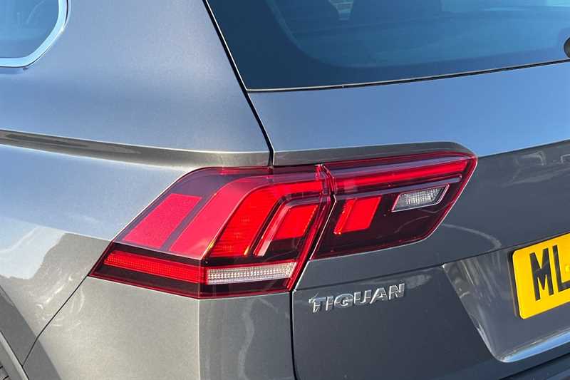 Used Volkswagen Tiguan 2018 for sale - 76732854: Photo 31