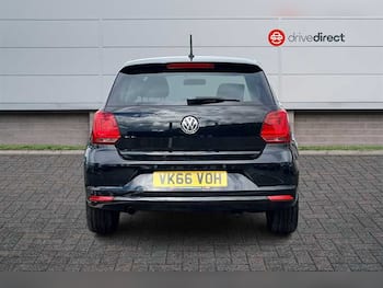 Used Volkswagen Polo 2016 for sale - 79682212: Photo