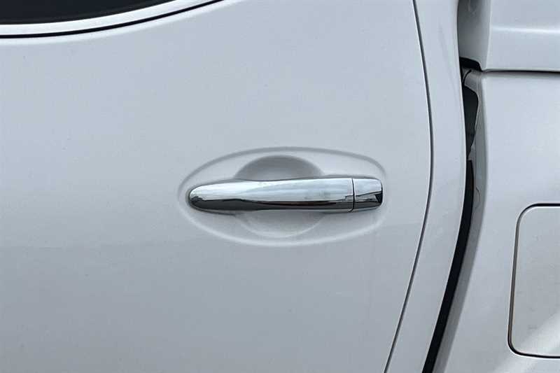 Used Nissan Navara 2020 for sale - 76462624: Photo 33