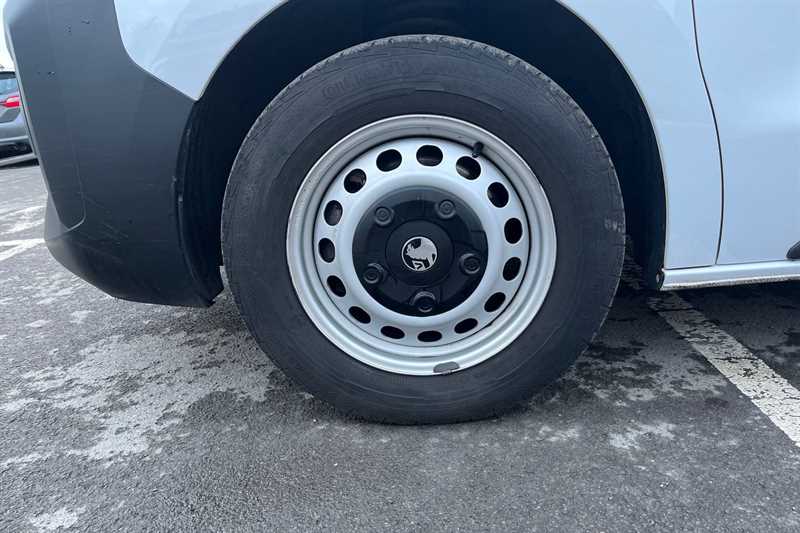 Used Vauxhall Vivaro 2024 for sale - 77309366: Photo 12