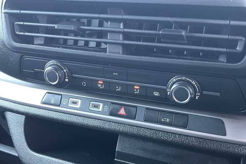 Used Vauxhall Vivaro 2024 for sale - 77309366: Photo 15