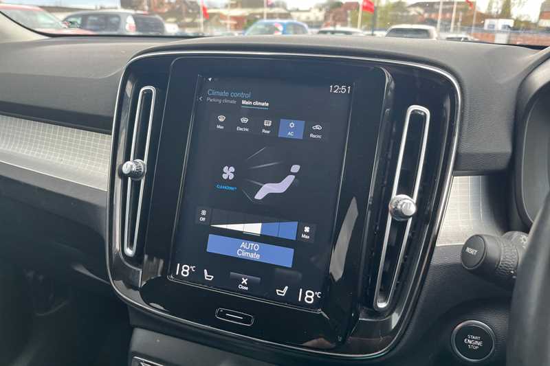 Used Volvo XC40 2018 for sale - 78208348: Photo 15