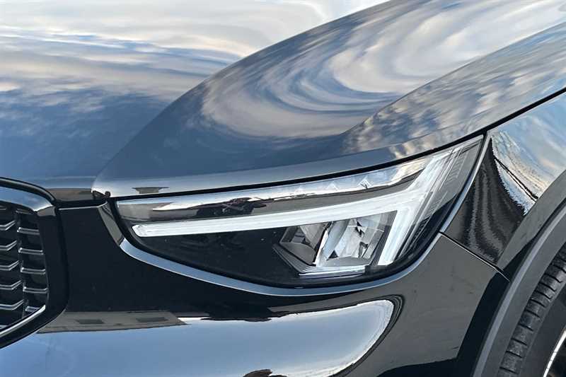 Used Volvo XC40 for sale - 77349575: Photo 29