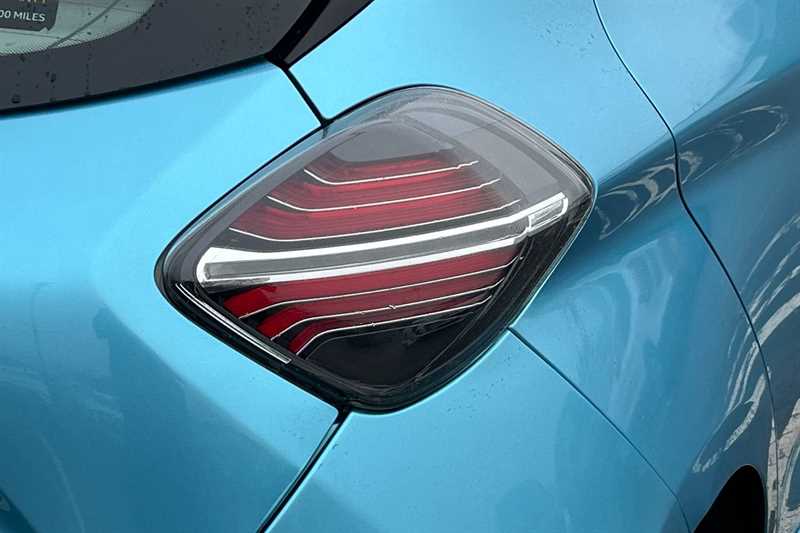 Used Renault Zoe 2022 for sale - 77459290: Photo 32