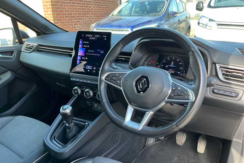 Used Renault Clio 2021 for sale - 77894860: Photo 13