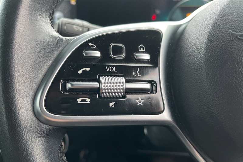 Used Mercedes-Benz A-Class 2018 for sale - 77416584: Photo 21