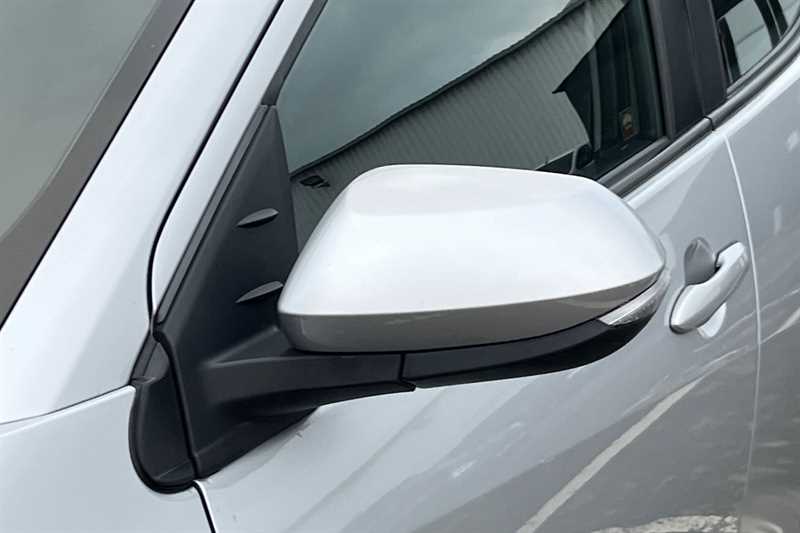 Used Toyota Yaris 2021 for sale - 77772582: Photo 35