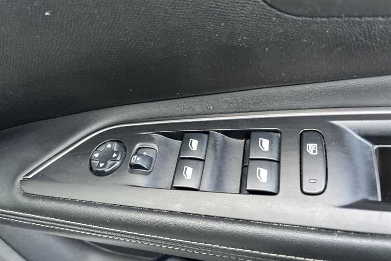 Used Peugeot 5008 2019 for sale - 77481000: Photo 16