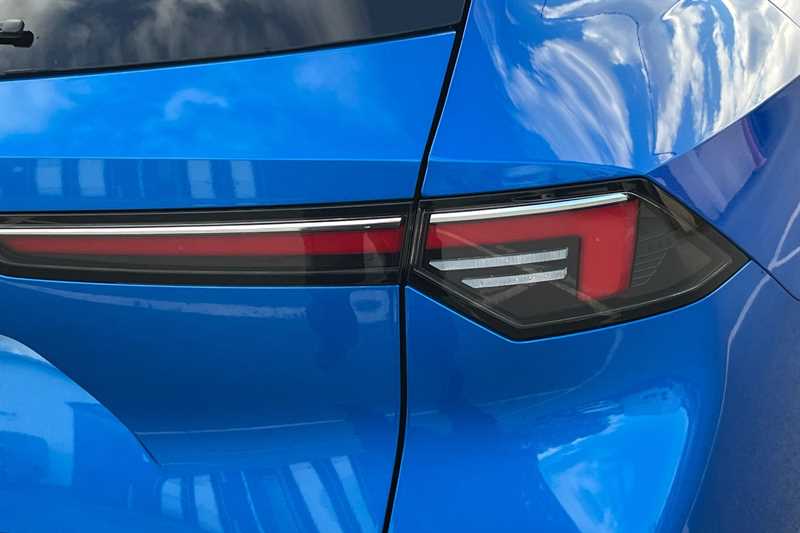 Used Vauxhall Astra 2023 for sale - 76463476: Photo 32