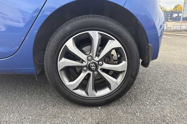 Used Hyundai i10 2019 for sale - 76242670: Photo 10