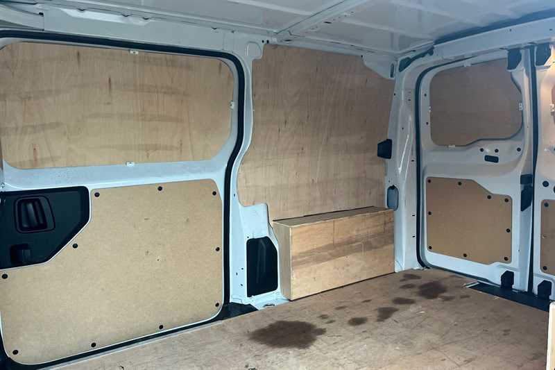 Used Vauxhall Vivaro 2024 for sale - 77295484: Photo 24