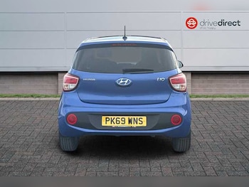 Used Hyundai i10 2019 for sale - 76524112: Photo