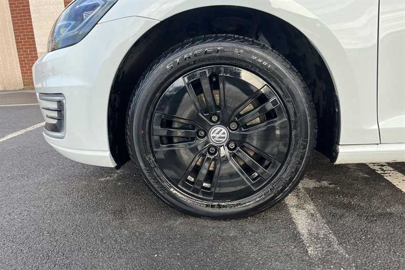 Used Volkswagen Golf 2020 for sale - 76636173: Photo 10