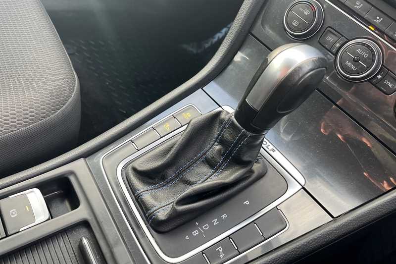 Used Volkswagen Golf 2020 for sale - 76636173: Photo 15