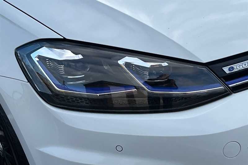 Used Volkswagen Golf 2020 for sale - 76636173: Photo 28