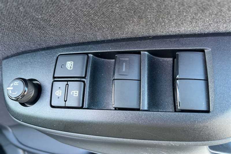 Used Toyota Yaris 2023 for sale - 77899823: Photo 16