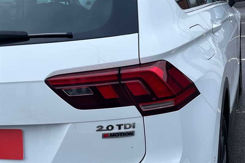 Used Volkswagen Tiguan 2017 for sale - 77391424: Photo 32