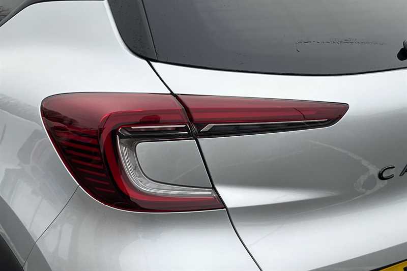 Used Renault Captur 2023 for sale - 76876238: Photo 31