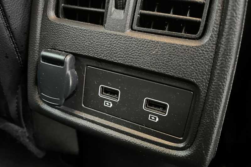 Used Renault Captur 2023 for sale - 76876238: Photo 38