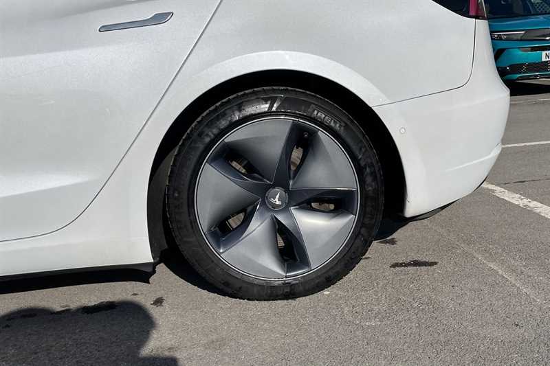 Used Tesla Model 3 2020 for sale - 77600700: Photo 12