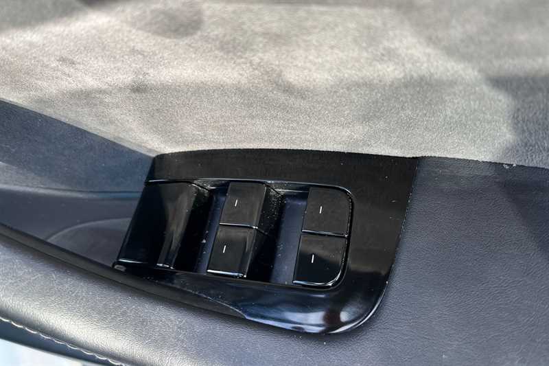 Used Tesla Model 3 2020 for sale - 77600700: Photo 16