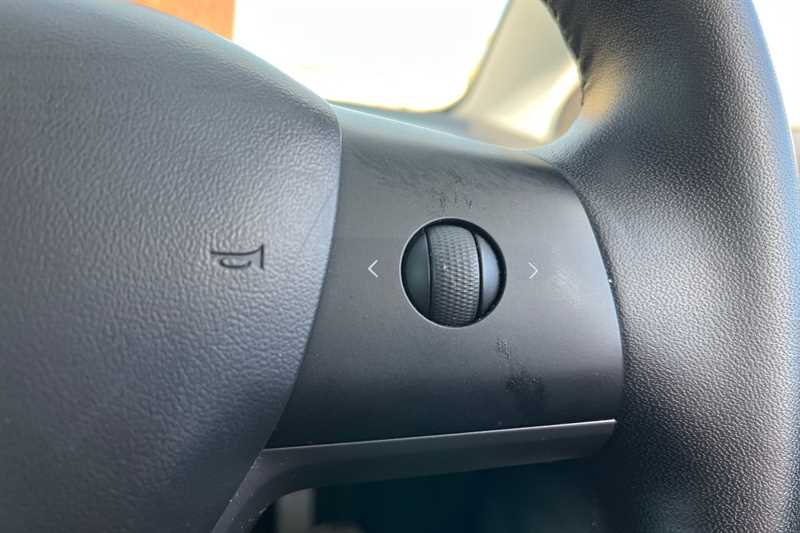 Used Tesla Model 3 2020 for sale - 77600700: Photo 22