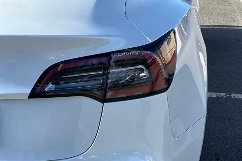 Used Tesla Model 3 2020 for sale - 77600700: Photo 32