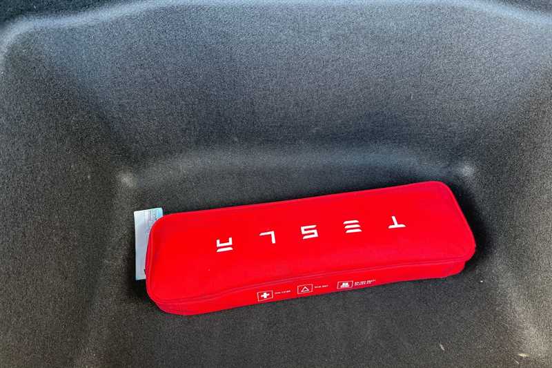 Used Tesla Model 3 2020 for sale - 77600700: Photo 37