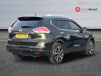 Used Nissan X-Trail 2017 for sale - 77588810: Photo