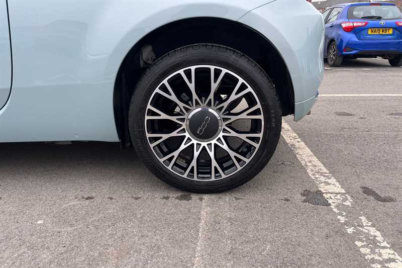 Used Fiat 500 2023 for sale - 77895149: Photo 11