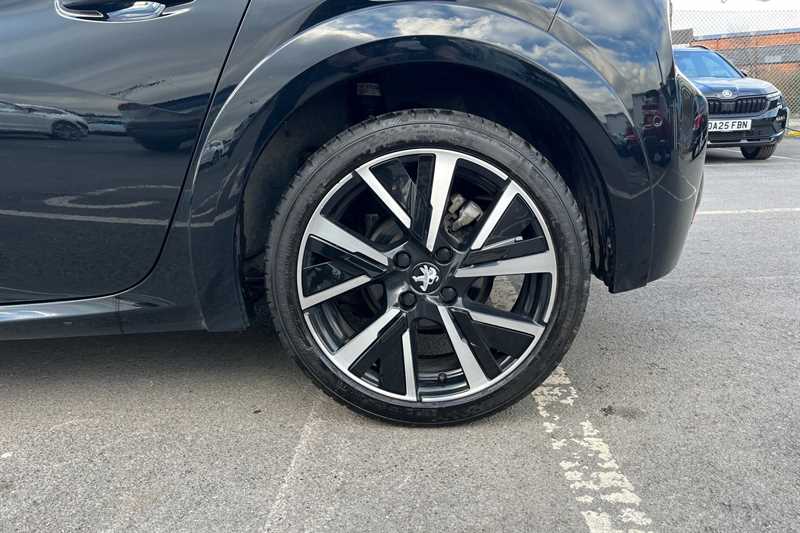 Used Peugeot 208 for sale - 77864045: Photo 11