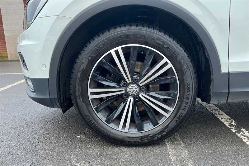 Used Volkswagen Tiguan 2017 for sale - 77335428: Photo 12