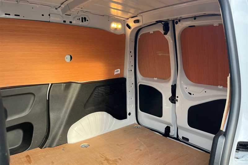 Used Vauxhall Combo 2024 for sale - 77316909: Photo 24