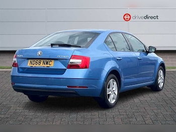Used Skoda Octavia 2018 for sale - 79398366: Photo