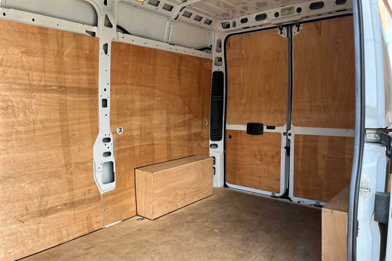 Used Vauxhall Movano 2024 for sale - 76890872: Photo 24