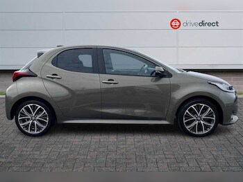 Used Toyota Yaris 2024 for sale - 78687170: Photo