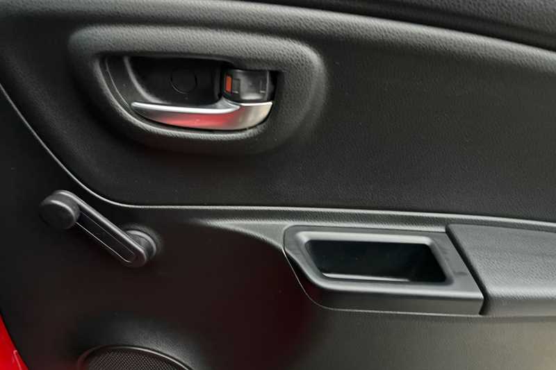 Used Toyota Yaris 2020 for sale - 77728197: Photo 39