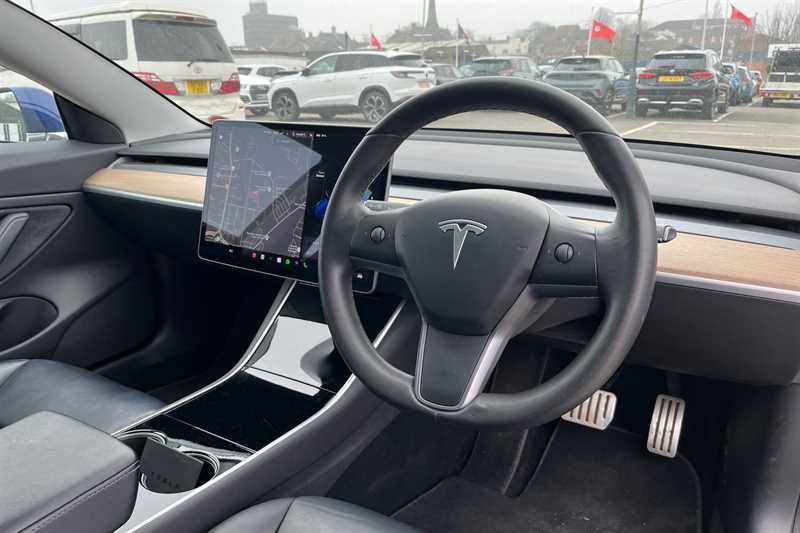 Used Tesla Model 3 2019 for sale - 77811702: Photo 13